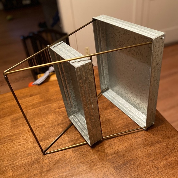 Galvanized 2 Tiered Tray - Picture 3 of 9